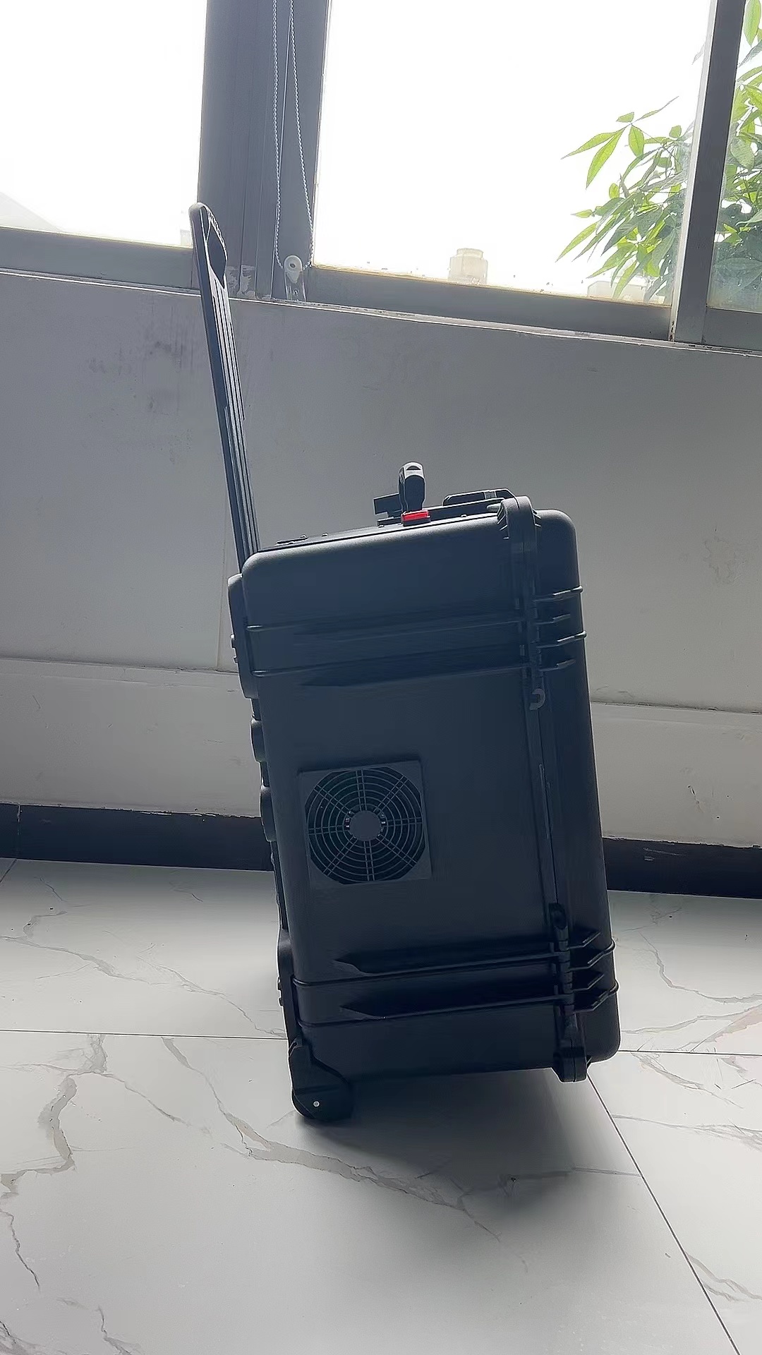 丰宁手拉箱型移动通信干扰器